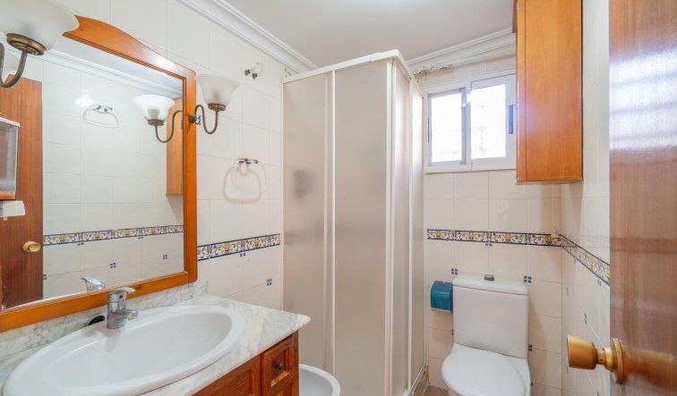 Reventa - Villa - Torrevieja - Los altos