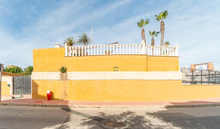 Reventa - Villa - Torrevieja - Los altos