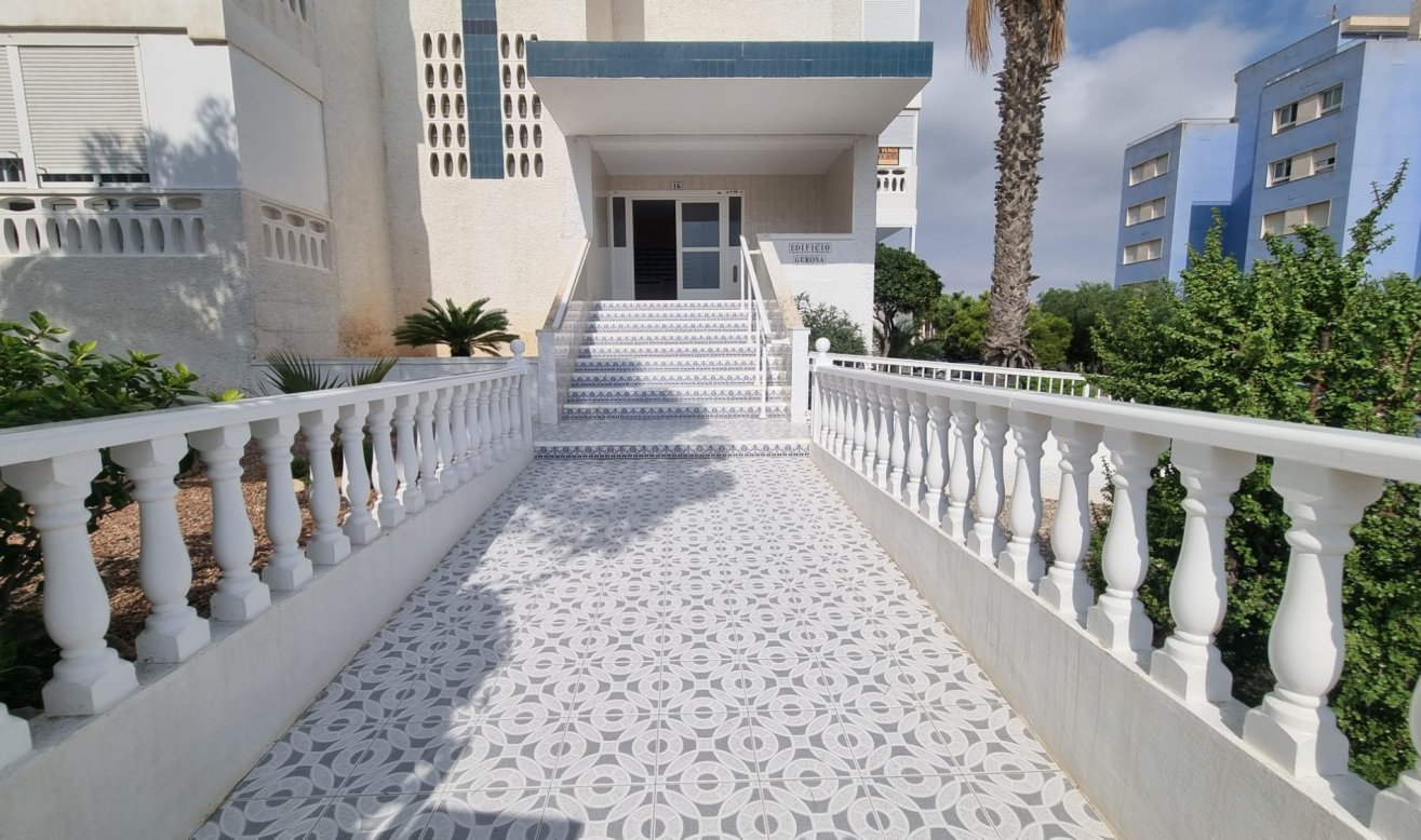 Reventa - Apartamento / piso - Torrevieja - Torreblanca La Mata