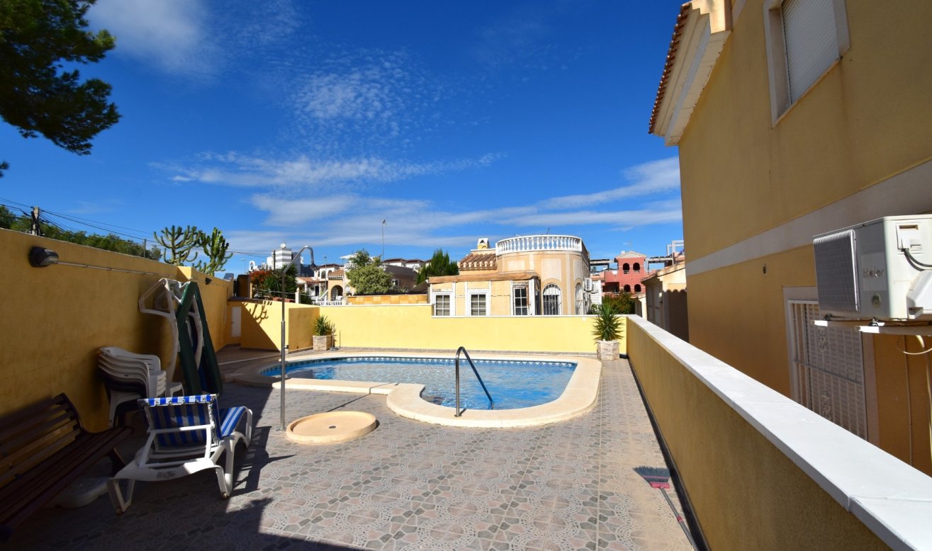 Reventa - Detached Villa - Orihuela Costa - Villamartin