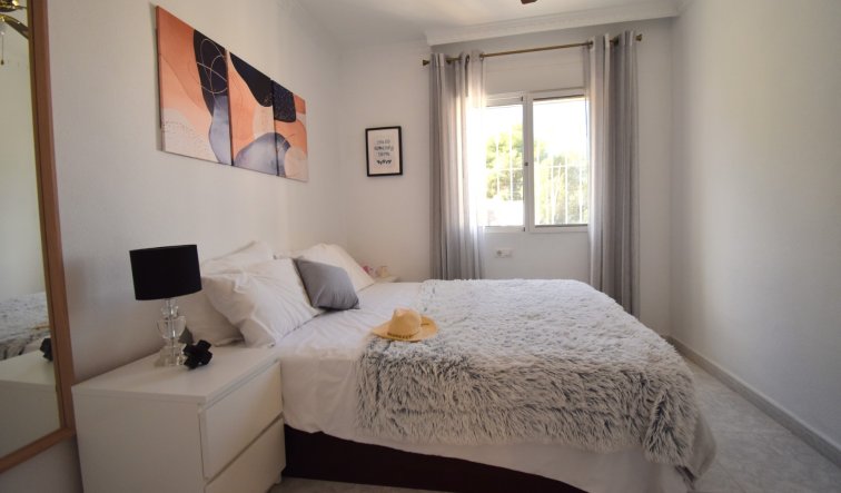 Reventa - Detached Villa - Orihuela Costa - Villamartin