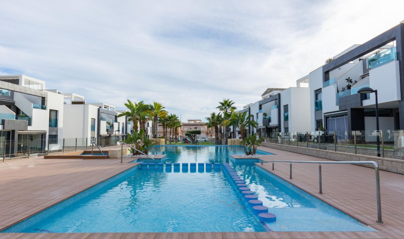 Reventa - Bungalow - Torrevieja - Los Balcones - Los Altos del Edén