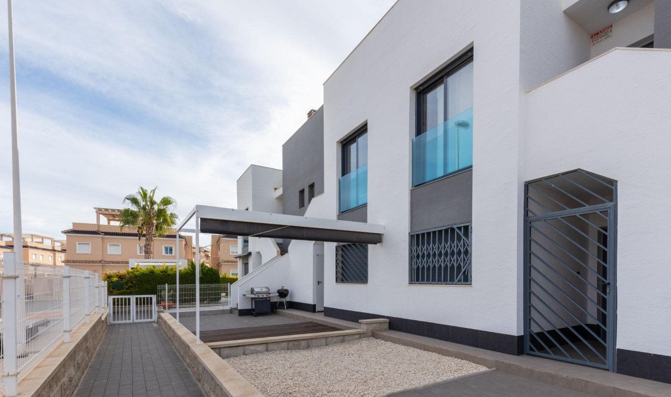 Reventa - Bungalow - Torrevieja - Los Balcones - Los Altos del Edén