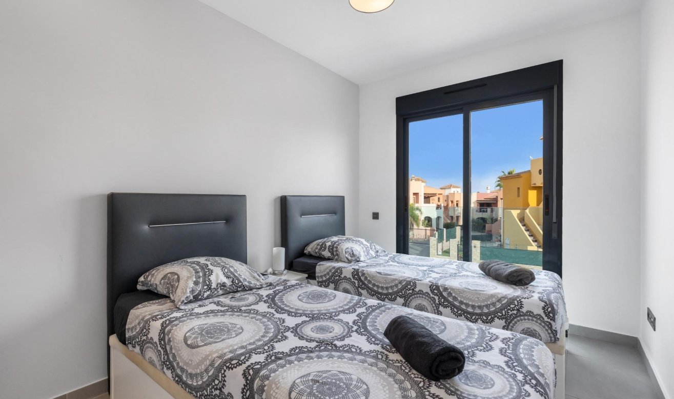 Reventa - Bungalow - Torrevieja - Los Balcones - Los Altos del Edén