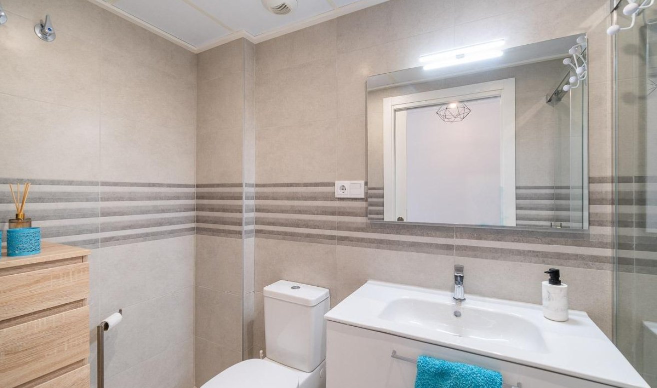 Reventa - Apartamento / piso - Orihuela Costa - Los Dolses