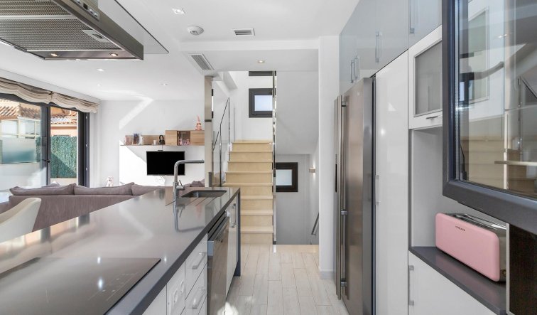 Reventa - Villa - Torrevieja - Sector 25