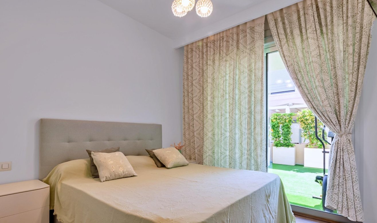 Reventa - Villa - Pilar de la Horadada - Pueblo Latino