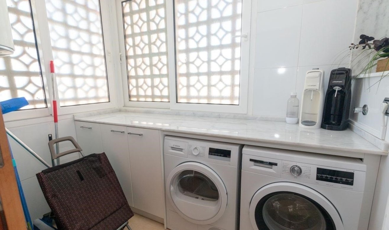 Reventa - Apartamento / piso - Torrevieja - Playa Del Cura