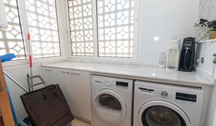 Reventa - Apartamento / piso - Torrevieja - Playa Del Cura