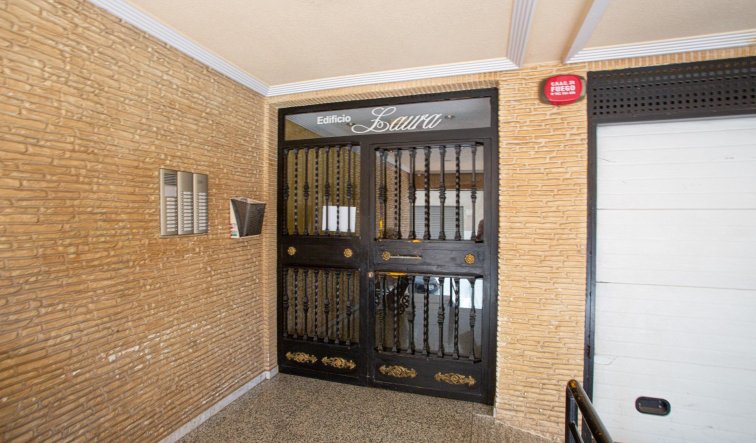 Revente - Appartement - Torrevieja - Centro