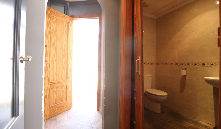 Revente - Commercial - Algorfa - La Finca Golf Resort