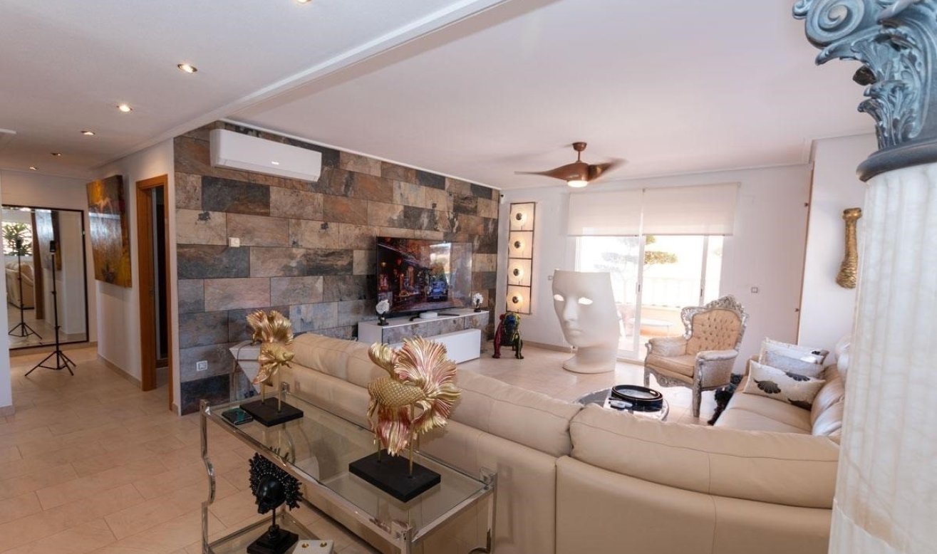 Resale - Apartment / flat - Orihuela Costa - Los Dolses