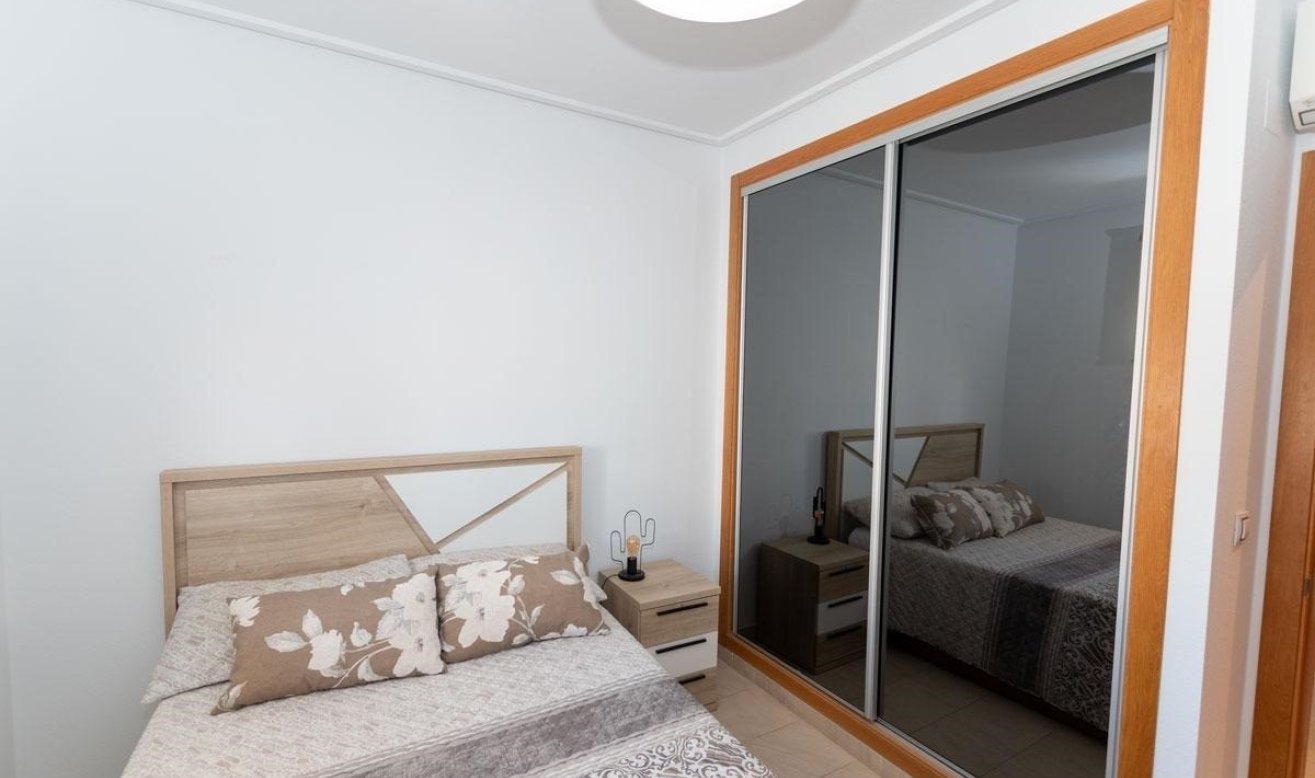 Resale - Apartment / flat - Orihuela Costa - Los Dolses