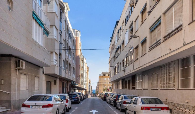 Reventa - Apartamento / piso - Torrevieja - Habaneras