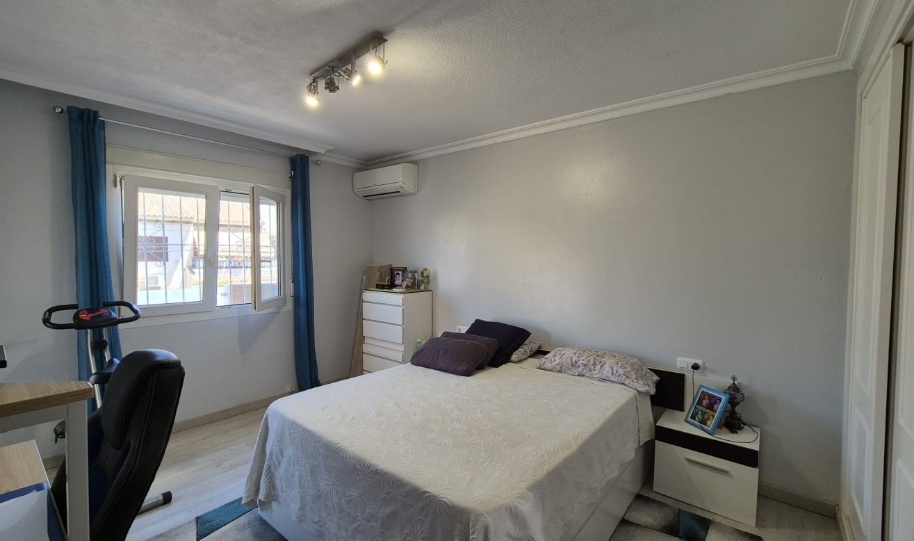 Reventa - Adosado - Torrevieja - Nueva Torrevieja - Aguas Nuevas