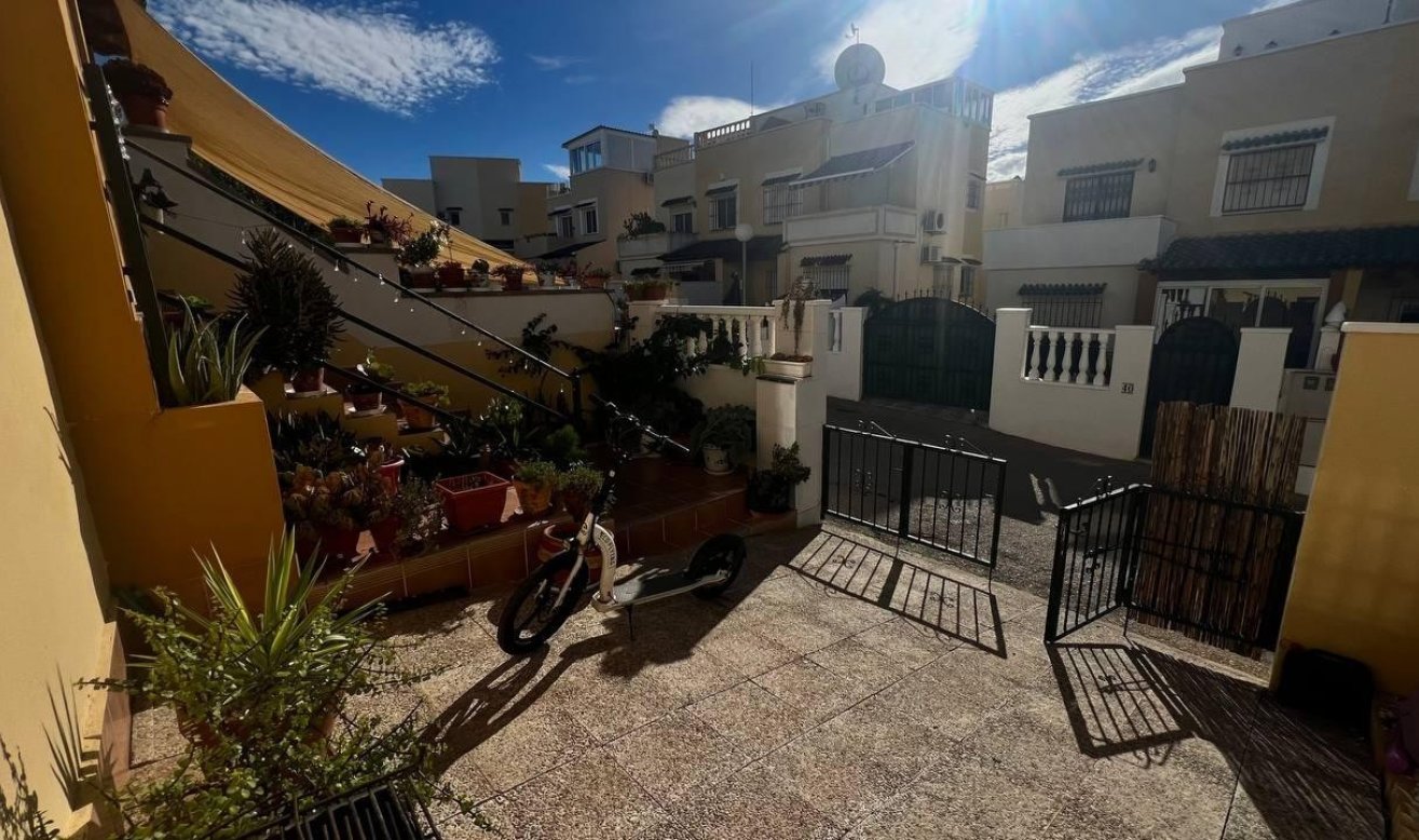 Reventa - Adosado - Orihuela Costa - Los Almendros-La Florida