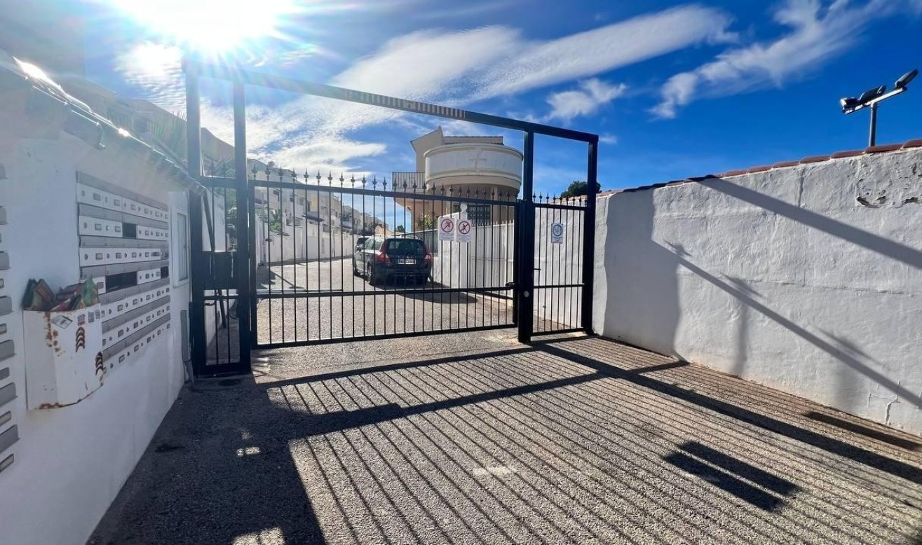 Reventa - Adosado - Orihuela Costa - Los Almendros-La Florida