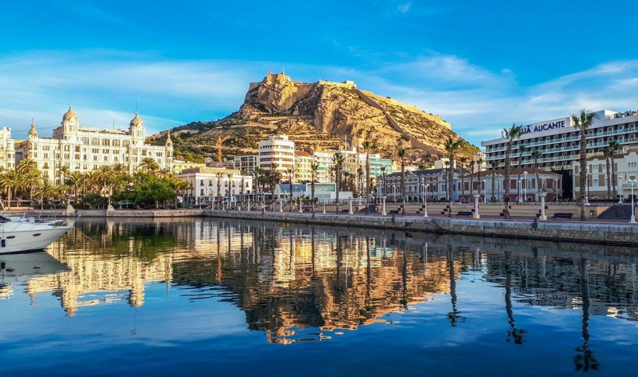 Obra nueva - Apartamento / piso - Alicante - Centro