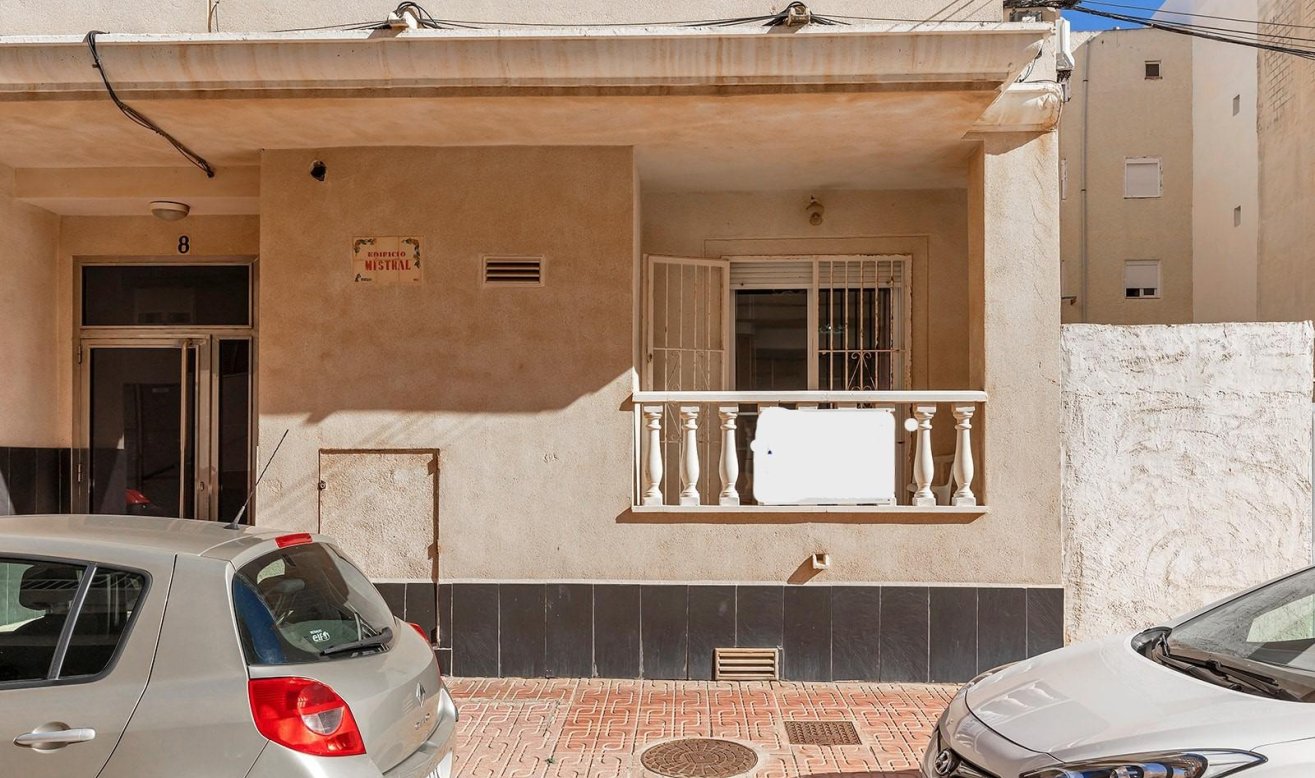 Resale - Ground Floor - Torrevieja - La Mata