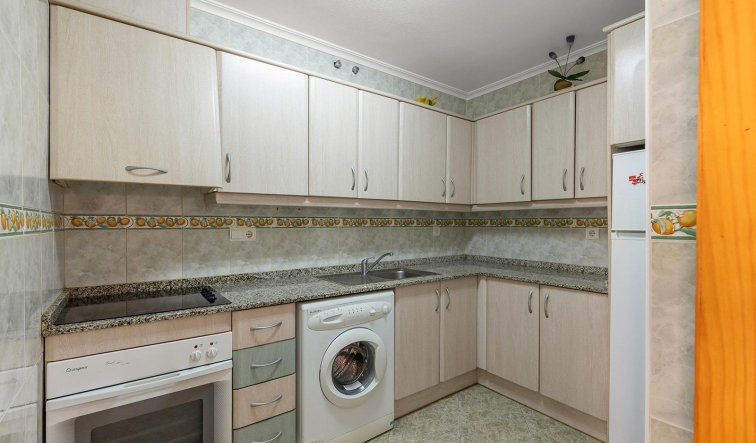 Resale - Ground Floor - Torrevieja - La Mata