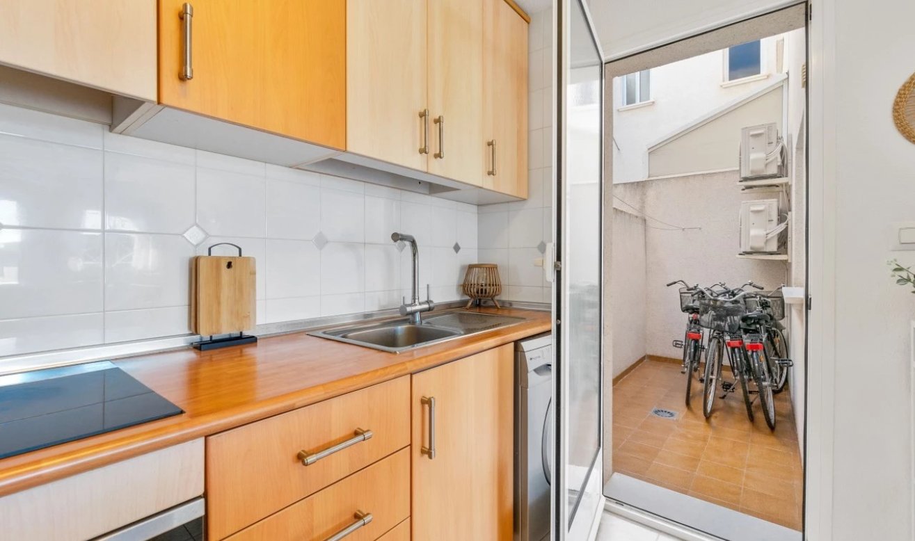 Reventa - Bungalow - Torrevieja - Aguas Nuevas