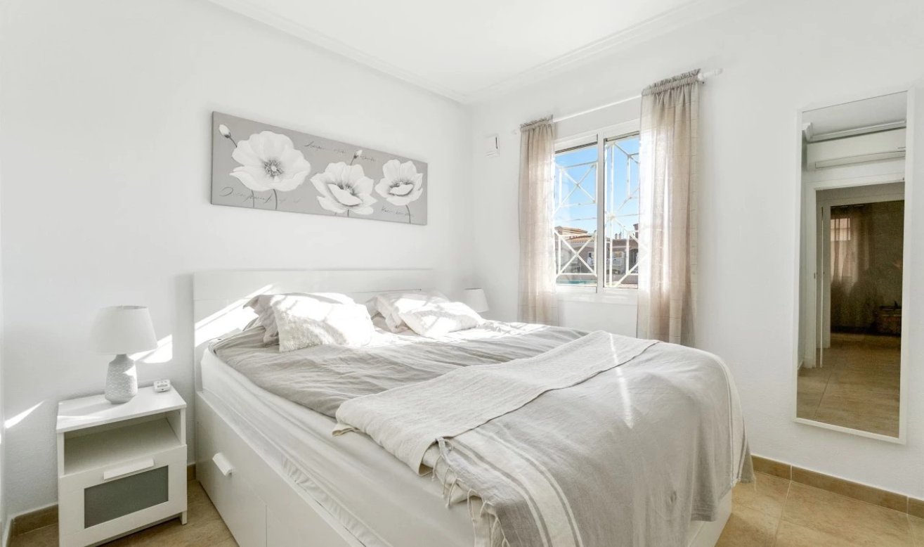 Reventa - Bungalow - Torrevieja - Aguas Nuevas