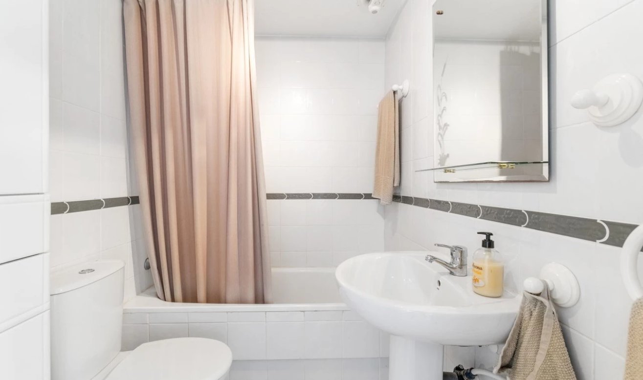 Reventa - Bungalow - Torrevieja - Aguas Nuevas