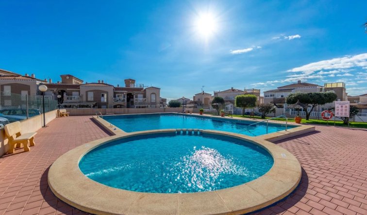 Reventa - Bungalow - Torrevieja - Aguas Nuevas