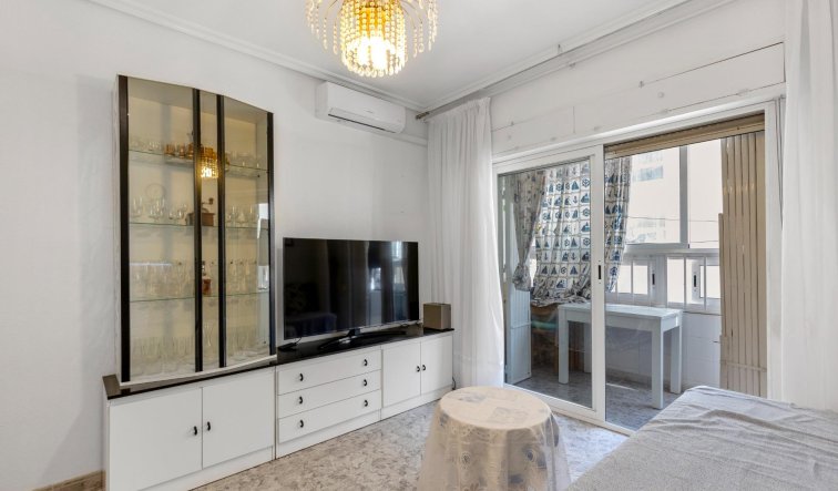 Reventa - Apartamento / piso - Torrevieja - Centro - Muelle Pesquero