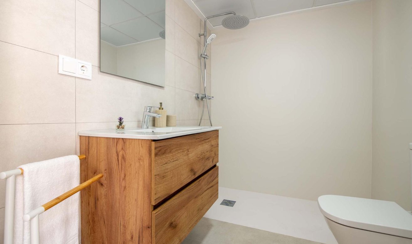 Obra nueva - Bungalow - Cox - San Fernando