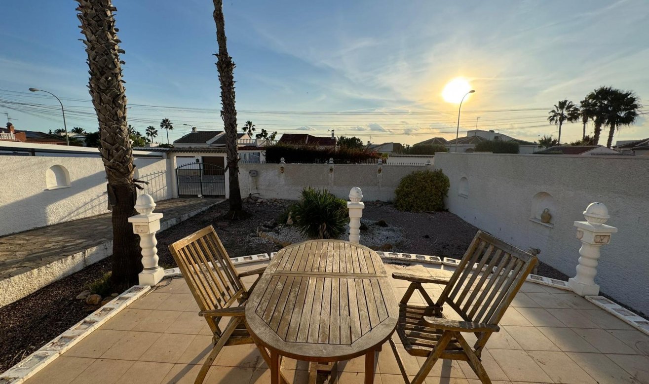 Reventa - Villa - Torrevieja - San luis