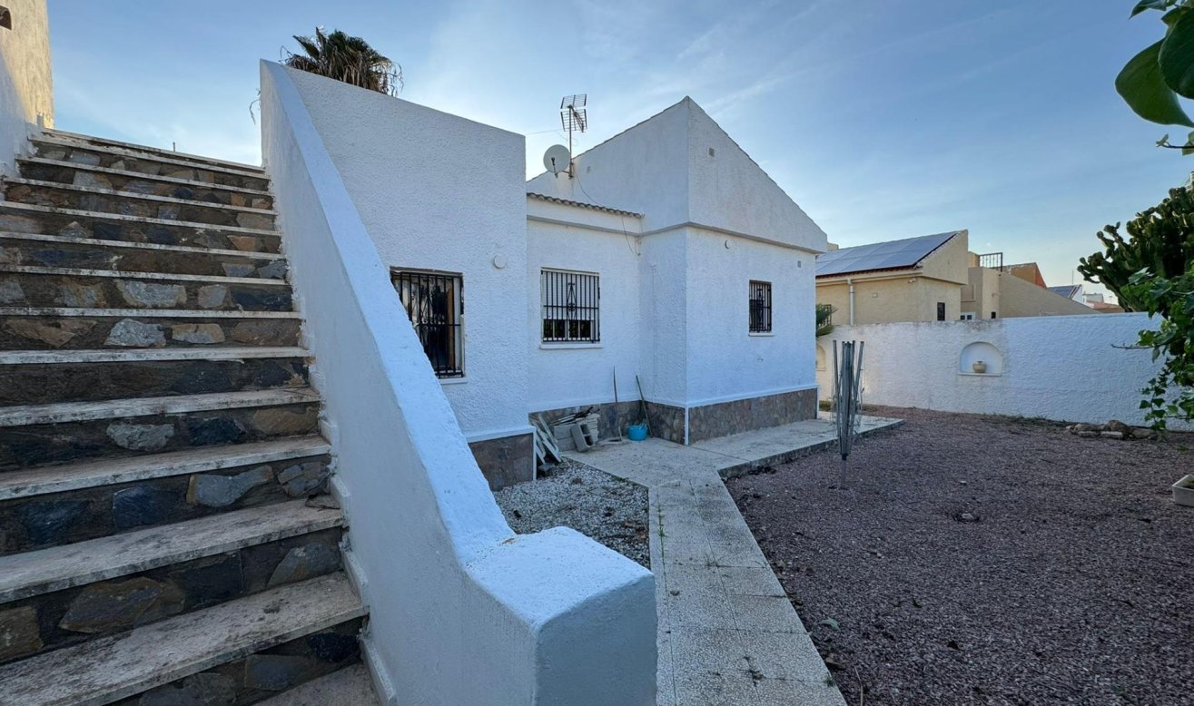 Reventa - Villa - Torrevieja - San luis