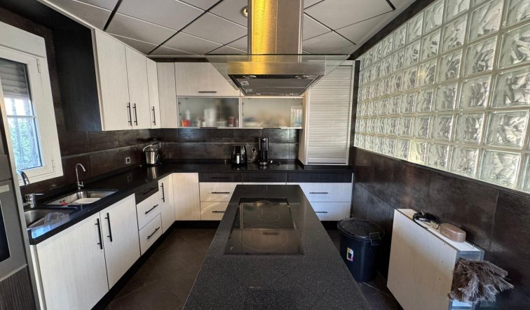 Reventa - Villa - Torrevieja - San luis