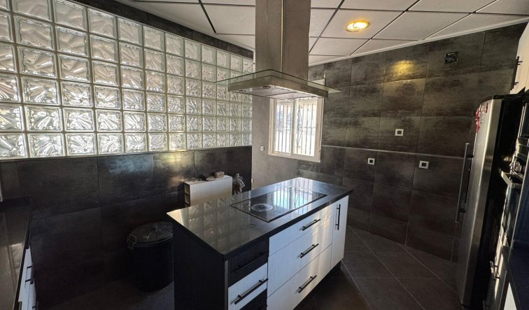 Reventa - Villa - Torrevieja - San luis