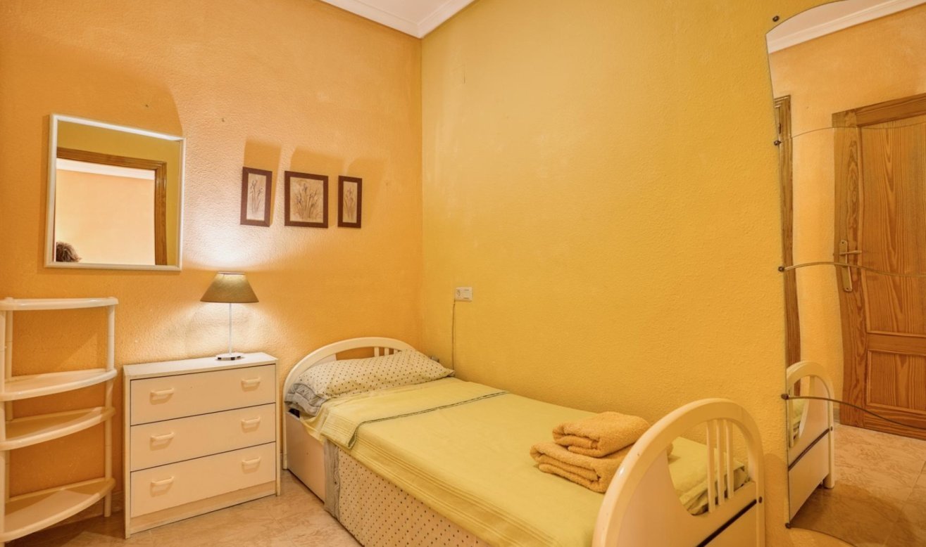 Reventa - Apartamento / piso - Torrevieja