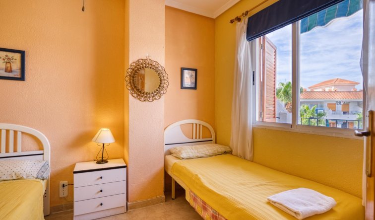 Reventa - Apartamento / piso - Torrevieja