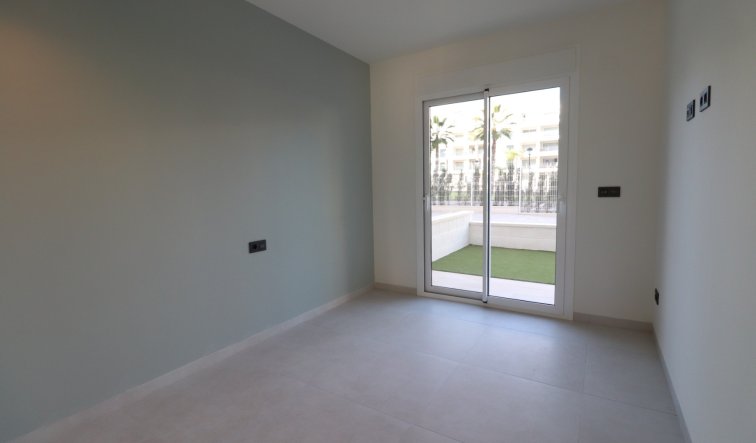 Reventa - Apartamento / piso - Guardamar del Segura - El Raso