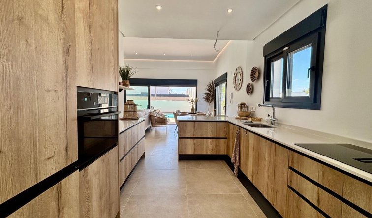 Obra nueva - Villa - Rafal - polideportivo