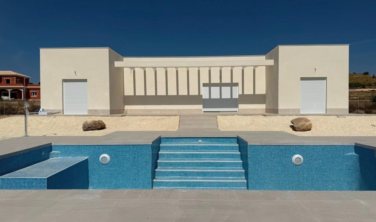 Obra nueva - Villa - Pinoso - Camino Del Prado