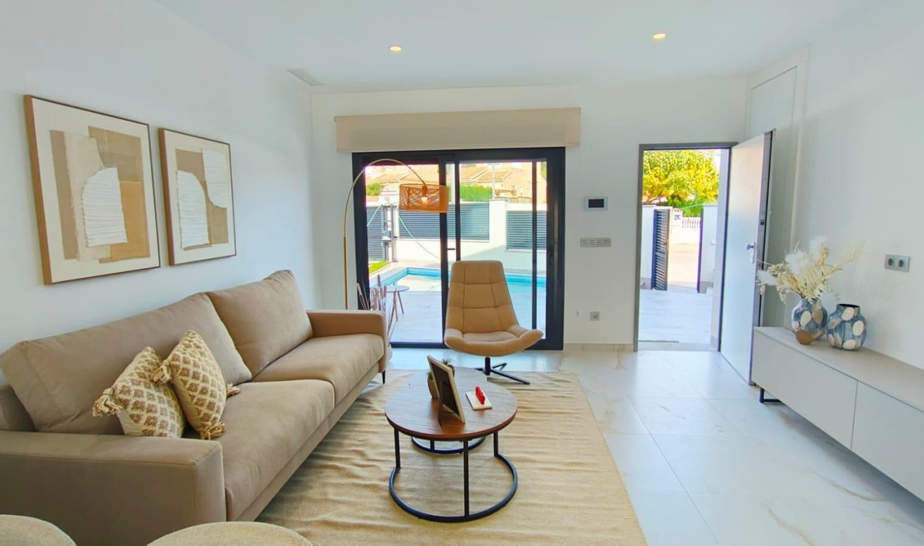 Obra nueva - Villa - Pilar de la Horadada - Pinar de Campoverde