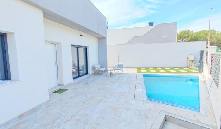 Obra nueva - Villa - Pilar de la Horadada - Pinar de Campoverde