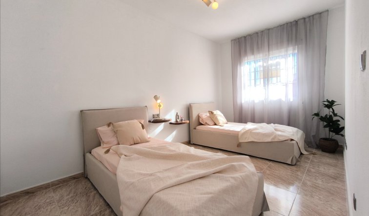 Reventa - Detached Villa - Orihuela Costa - Los Dolses