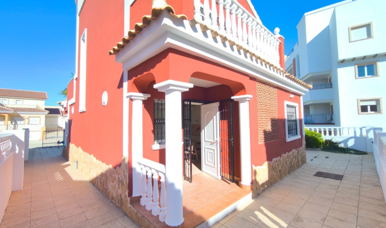 Reventa - Detached Villa - Orihuela Costa - Los Dolses