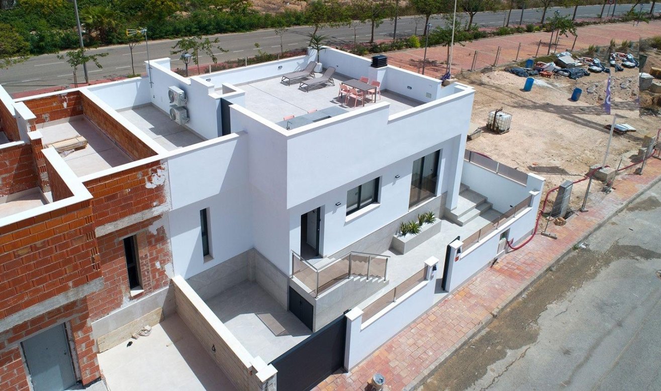 Obra nueva - Villa - Sucina
