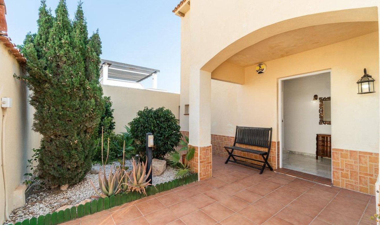 Reventa - Villa - Torrevieja - Playa de la mata