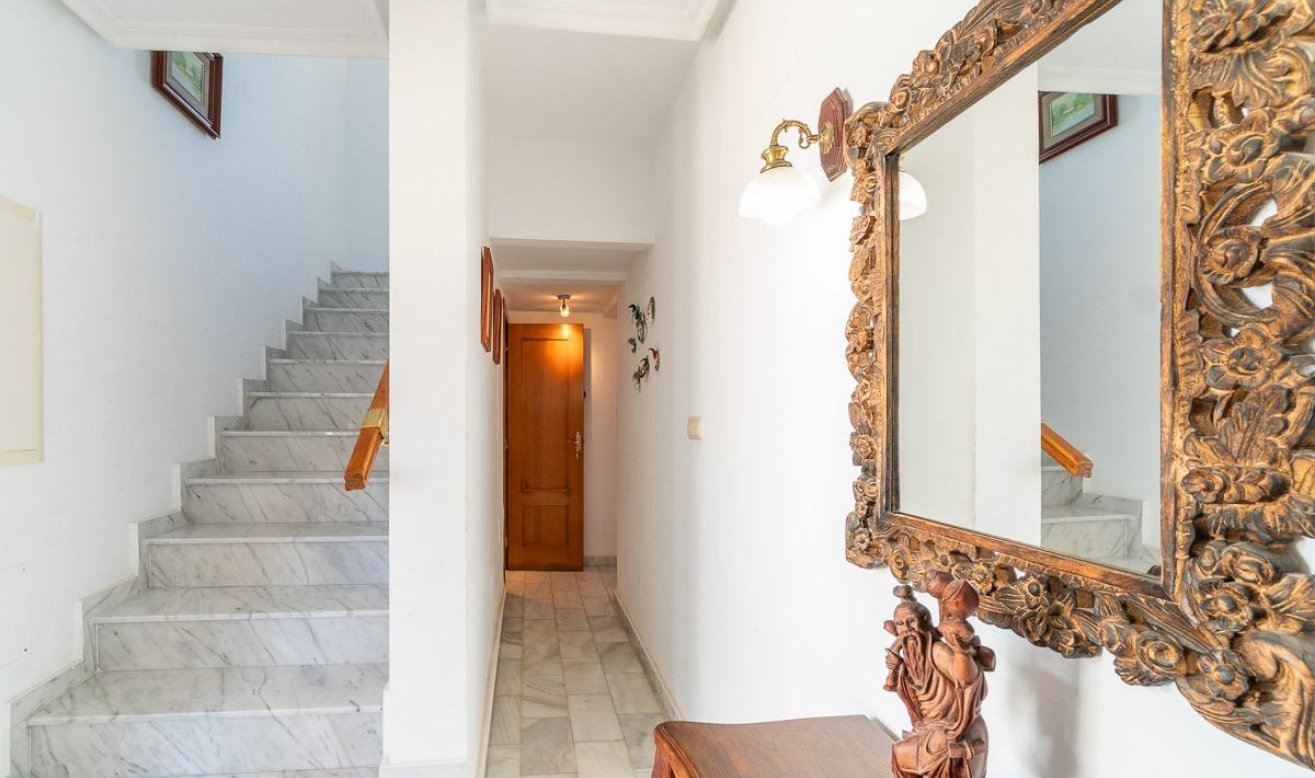 Reventa - Villa - Torrevieja - Playa de la mata