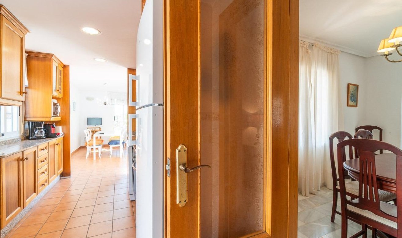 Reventa - Villa - Torrevieja - Playa de la mata