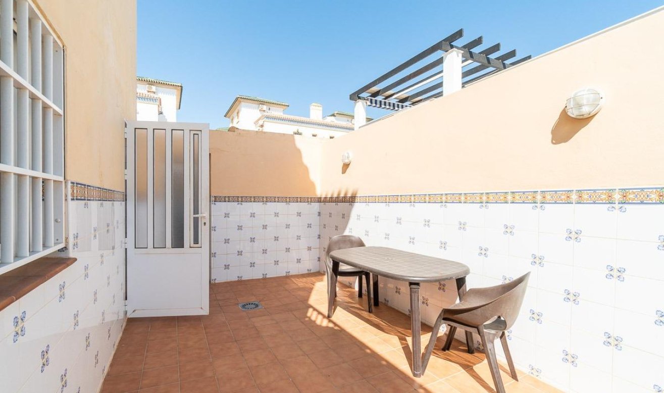 Reventa - Villa - Torrevieja - Playa de la mata