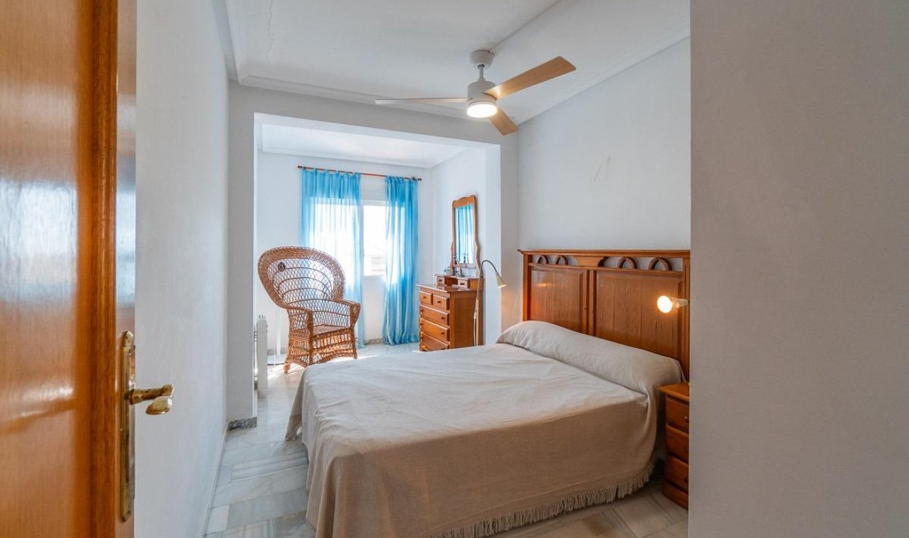 Reventa - Villa - Torrevieja - Playa de la mata