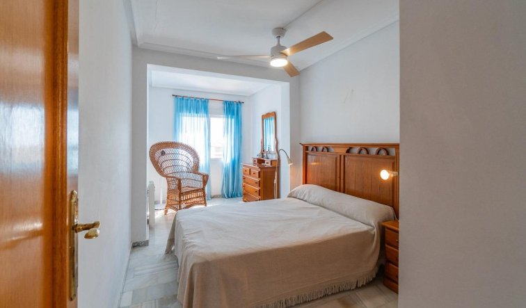 Reventa - Villa - Torrevieja - Playa de la mata